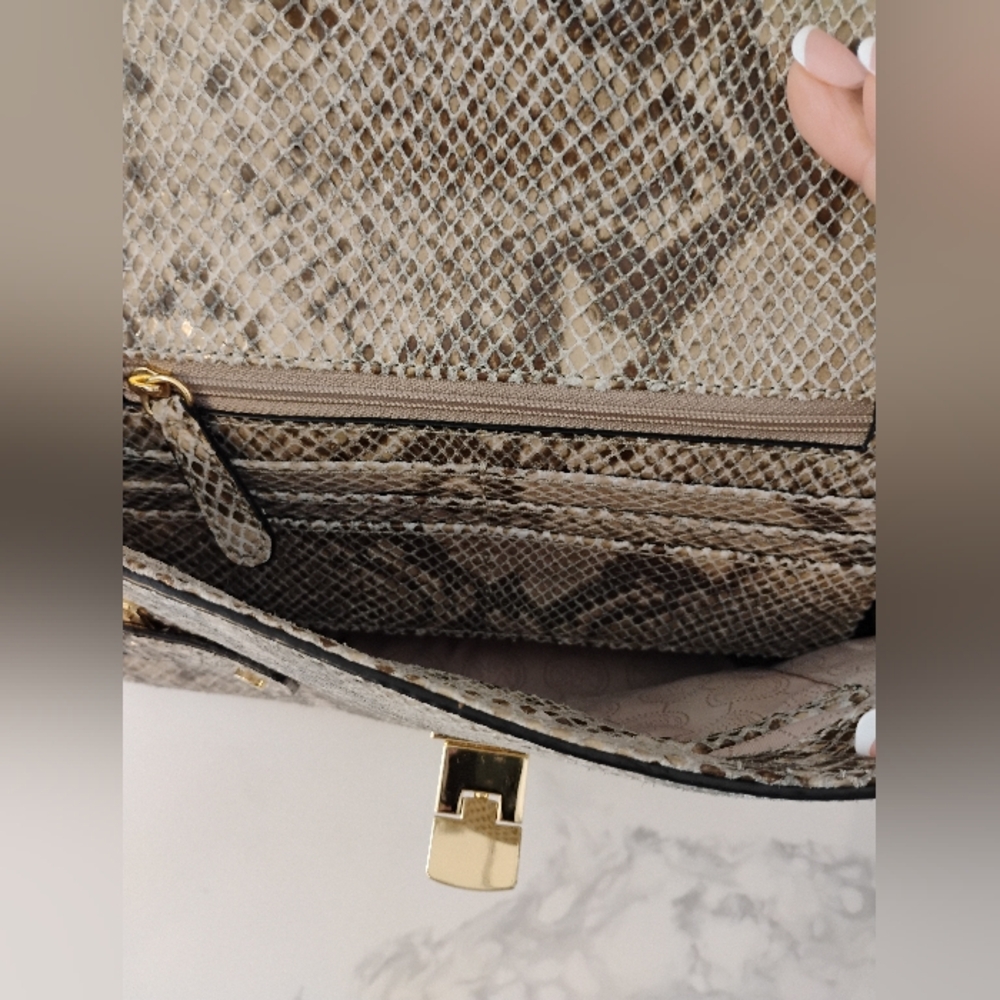 Michael Kors Snakeskin Embossed Shoulder Bag LIKE NEW - Picture 12 of 16